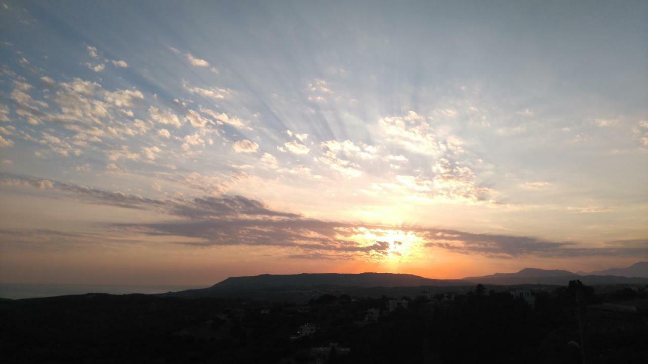 360 Panorama House - Gazing At Horizon And The Stars Of The Galaxy In The Night - Fresh Cool Breeze Most Of The Time - Just 7 Min From The Beach Kournás Zewnętrze zdjęcie